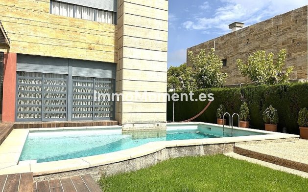 Resale - Detached villa - Orihuela Costa - Dehesa de campoamor