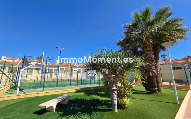 Bestaande woning - Rijtjeshuis - Torrevieja - La Mata