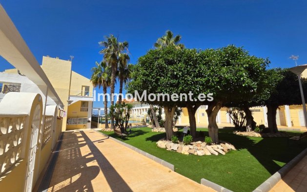 Bestaande woning - Rijtjeshuis - Torrevieja - La Mata