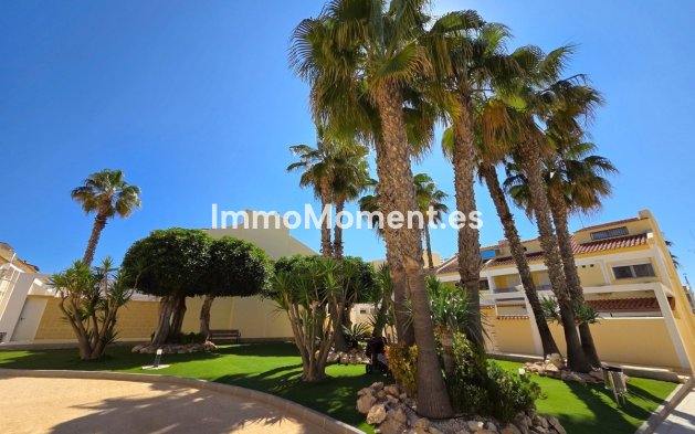 Bestaande woning - Rijtjeshuis - Torrevieja - La Mata