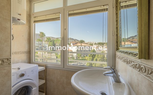 Wiederverkauf - Wohnung - Torremolinos - La Carihuela