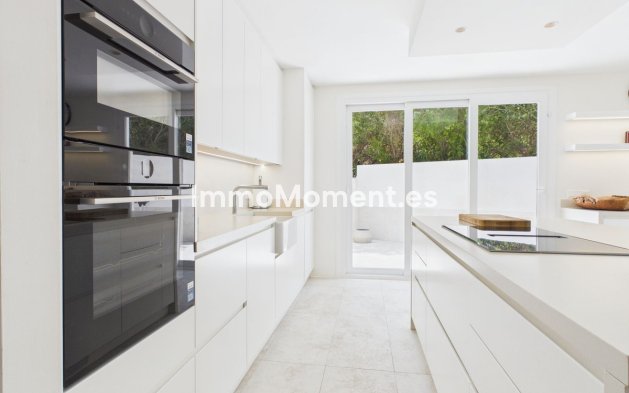 Resale - Detached villa - Inland  - Istán