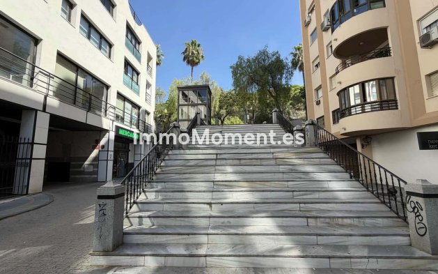 Resale - Apartment - Marbella - Marbella Centro