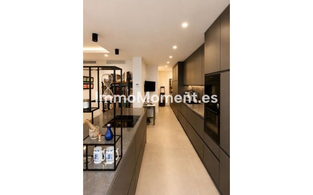 Reventa - Apartamento - Estepona  - Estepona Centro