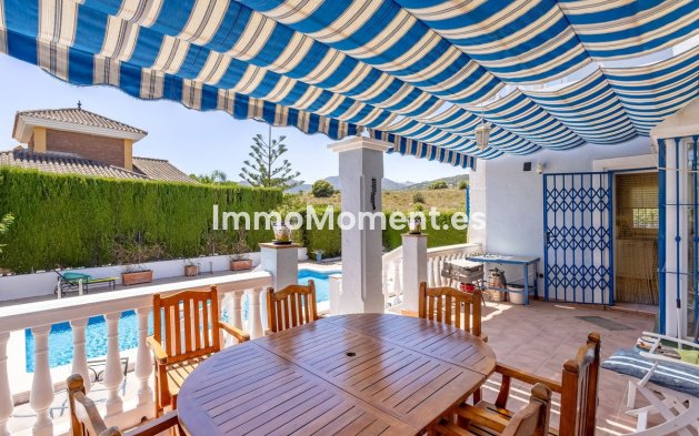 Resale - Detached villa - Inland  - Coín