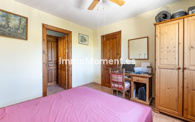 Resale - Detached villa - Inland  - Coín