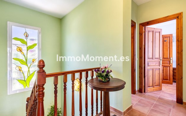 Resale - Detached villa - Inland  - Coín