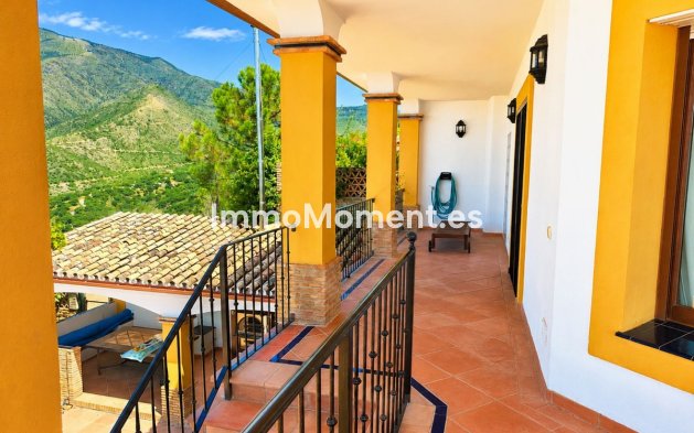 Wiederverkauf - Landhaus - Estepona  - Estepona Centro