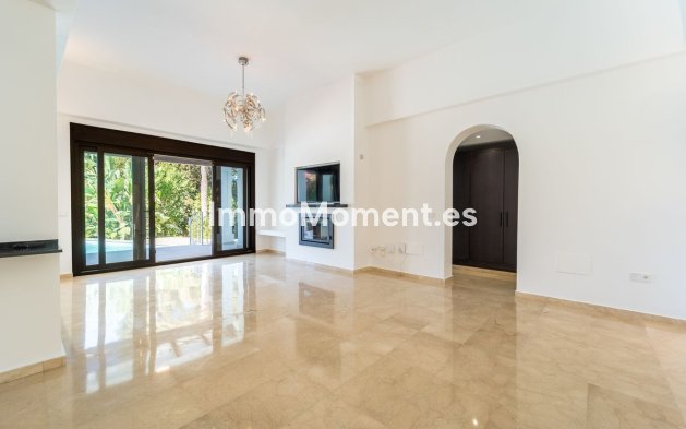 Reventa - Villa independiente - Marbella - El Rosario