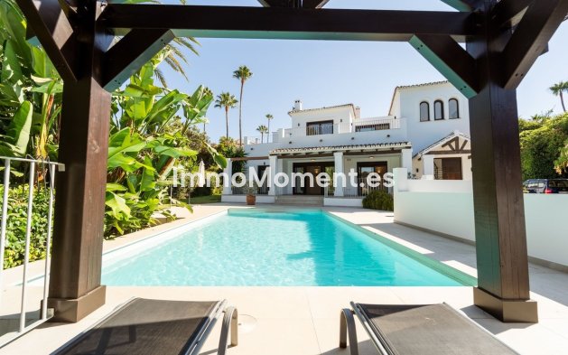 Reventa - Villa independiente - Marbella - El Rosario