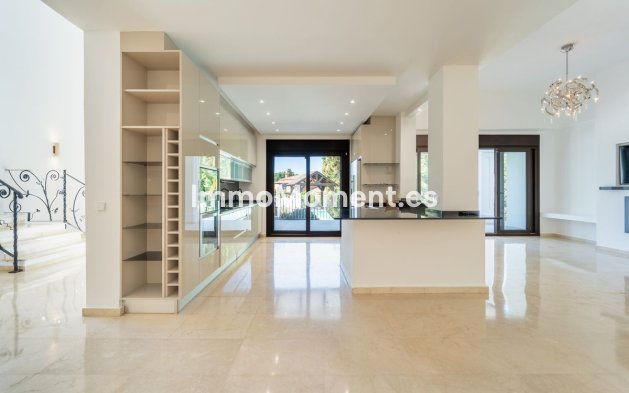 Reventa - Villa independiente - Marbella - El Rosario