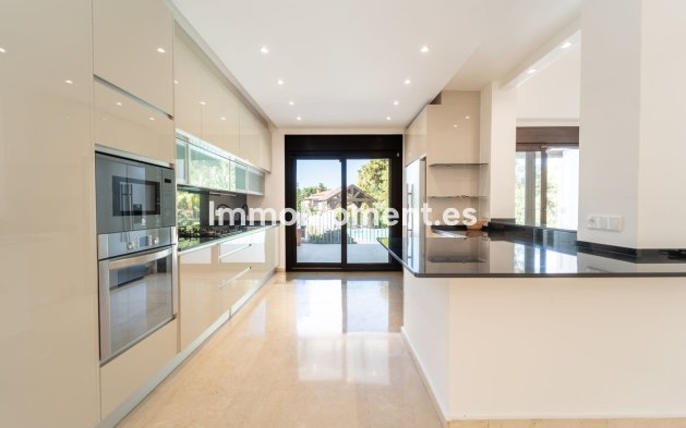 Reventa - Villa independiente - Marbella - El Rosario