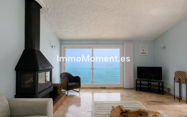 Resale - Detached villa - Estepona - Estepona Centro