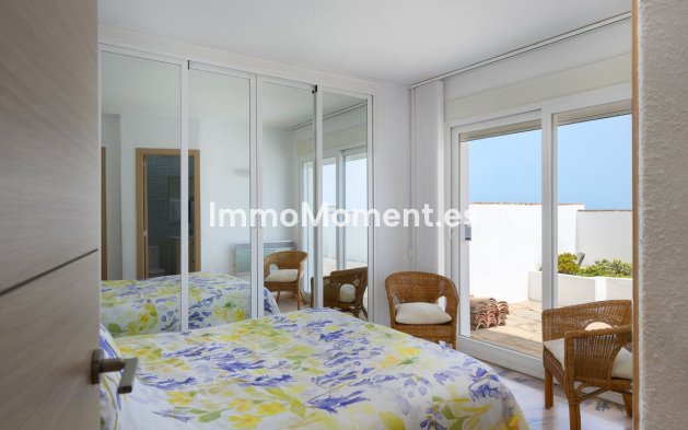 Resale - Detached villa - Estepona - Estepona Centro