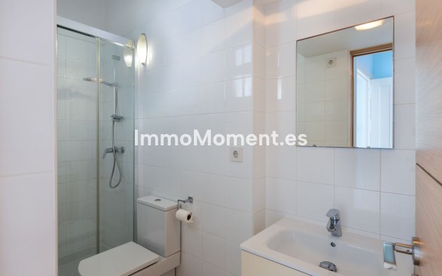 Resale - Detached villa - Estepona - Estepona Centro