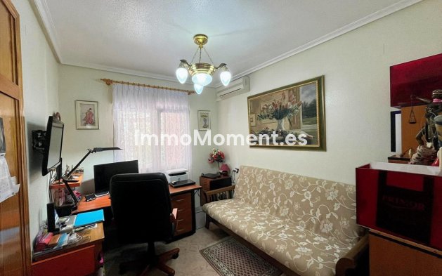 Wiederverkauf - Freistehende Villa - Orihuela Costa - Playa Flamenca