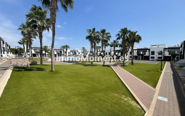 Wiederverkauf - Freistehende Villa - Orihuela Costa - Cabo roig - La Zenia