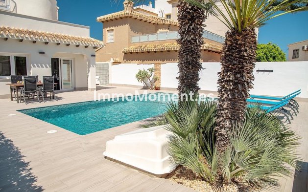 Wiederverkauf - Freistehende Villa - Orihuela Costa - Playa Flamenca