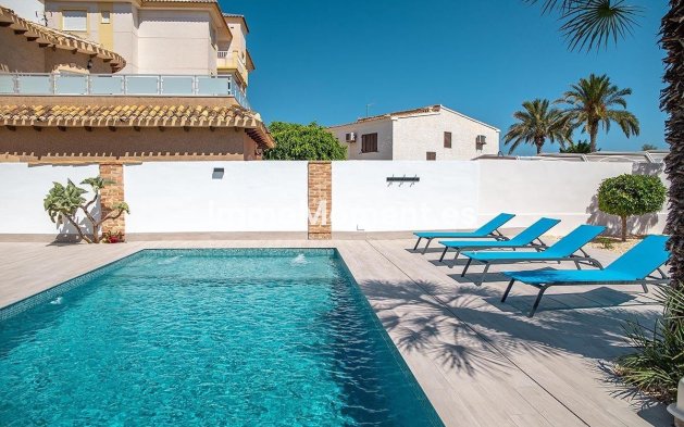 Wiederverkauf - Freistehende Villa - Orihuela Costa - Playa Flamenca