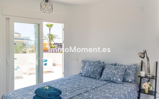 Wiederverkauf - Freistehende Villa - Orihuela Costa - Playa Flamenca