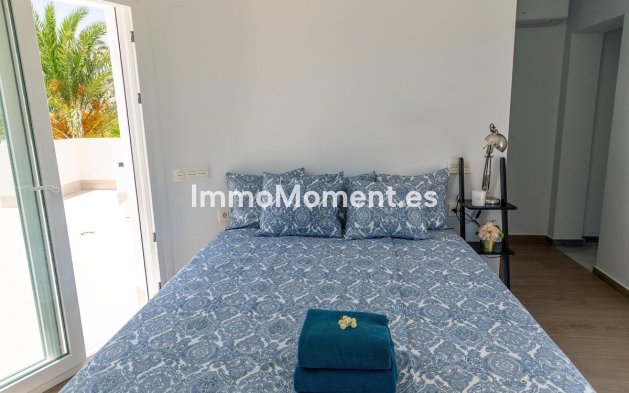 Wiederverkauf - Freistehende Villa - Orihuela Costa - Playa Flamenca