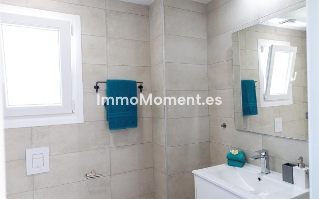 Wiederverkauf - Freistehende Villa - Orihuela Costa - Playa Flamenca