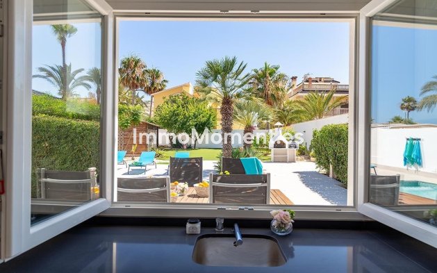 Wiederverkauf - Freistehende Villa - Orihuela Costa - Playa Flamenca