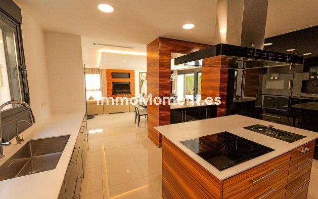Wiederverkauf - Freistehende Villa - Torrevieja - La Veleta