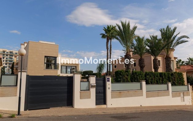 Wiederverkauf - Freistehende Villa - Torrevieja - La Veleta