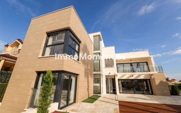 Wiederverkauf - Freistehende Villa - Torrevieja - La Veleta