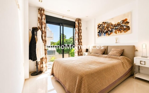 Wiederverkauf - Freistehende Villa - Orihuela Costa - Cabo roig - La Zenia