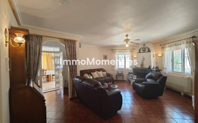 Wiederverkauf - Freistehende Villa - Torrevieja - La Siesta