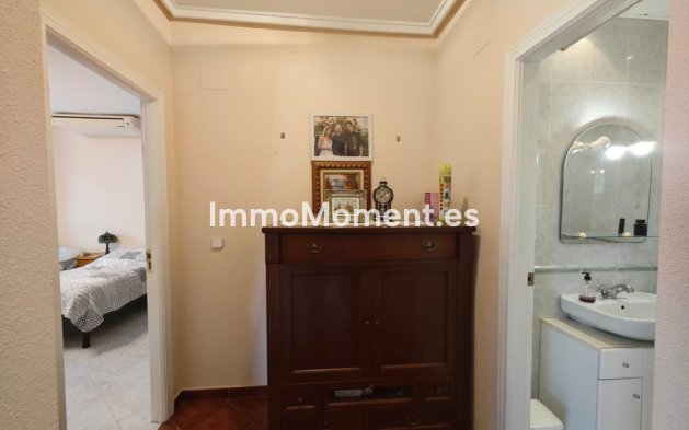 Wiederverkauf - Freistehende Villa - Torrevieja - La Siesta
