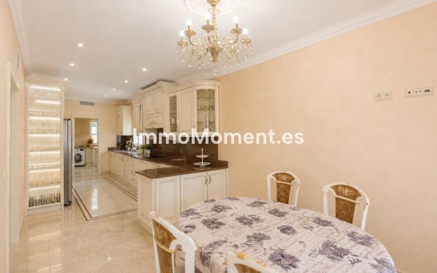 Wiederverkauf - Freistehende Villa - Orihuela Costa - Cabo roig - La Zenia