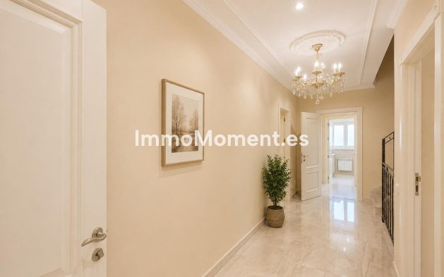 Wiederverkauf - Freistehende Villa - Orihuela Costa - Cabo roig - La Zenia