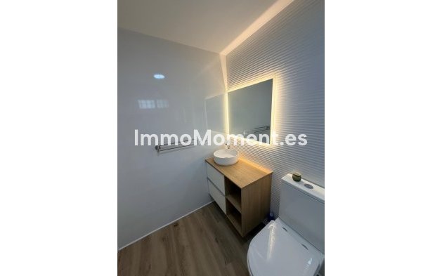 Resale - Apartment - Benalmadena - Benalmadena Centro