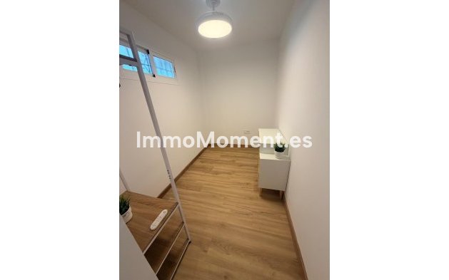 Resale - Apartment - Benalmadena - Benalmadena Centro