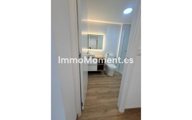 Resale - Apartment - Benalmadena - Benalmadena Centro