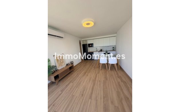 Resale - Apartment - Benalmadena - Benalmadena Centro