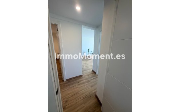 Resale - Apartment - Benalmadena - Benalmadena Centro