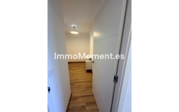 Resale - Apartment - Benalmadena - Benalmadena Centro