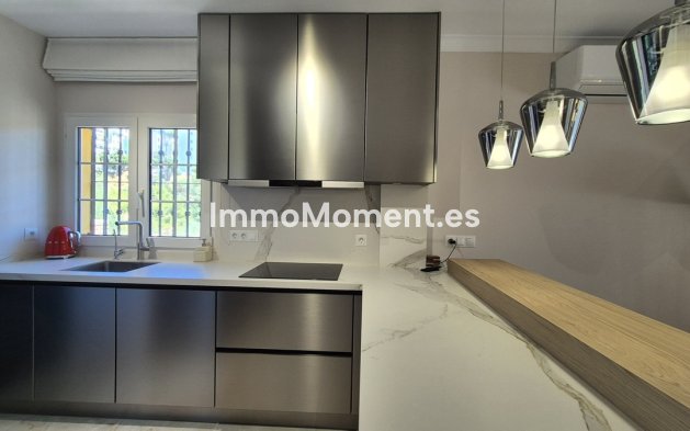 Resale - Detached villa - Mijas Costa - Riviera Del Sol