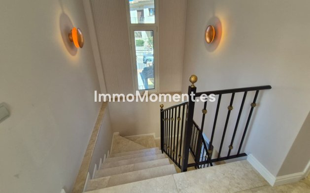 Resale - Detached villa - Mijas Costa - Riviera Del Sol