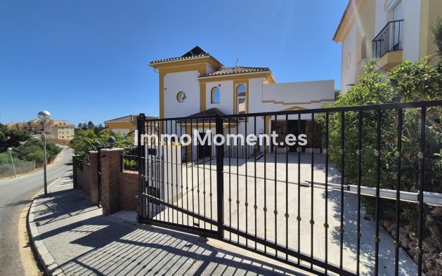 Resale - Detached villa - Mijas Costa - Riviera Del Sol