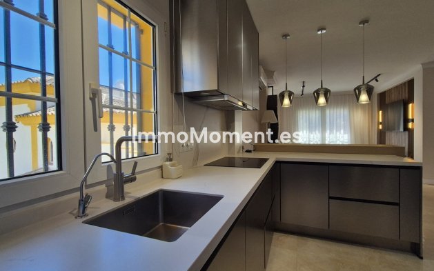 Resale - Detached villa - Mijas Costa - Riviera Del Sol