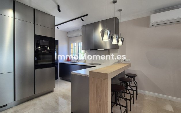 Resale - Detached villa - Mijas Costa - Riviera Del Sol