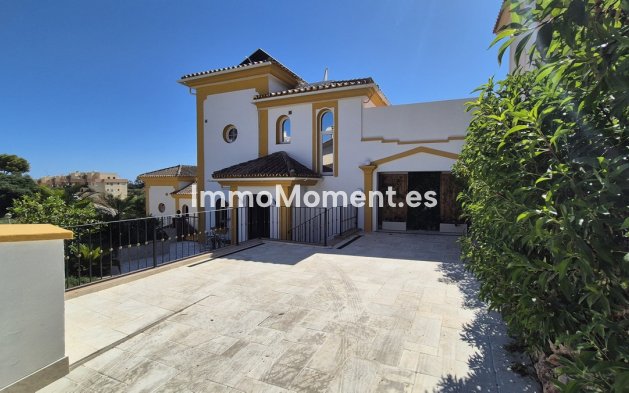 Resale - Detached villa - Mijas Costa - Riviera Del Sol