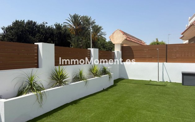 Resale - Detached villa - Orihuela - Los Altos