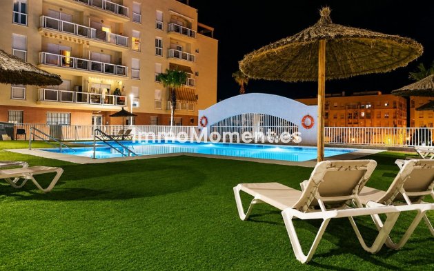 Resale - Apartment - Manilva - San Luis de Sabinillas