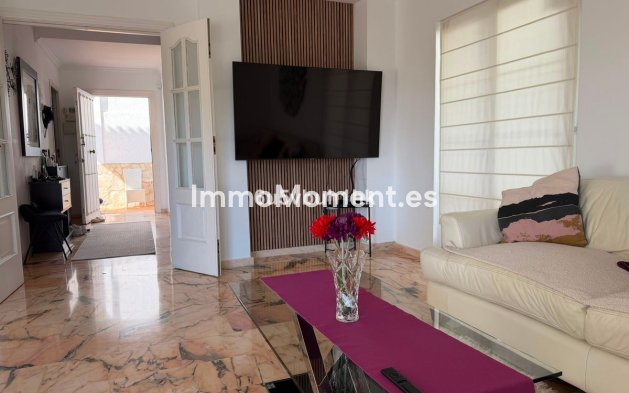 Reventa - Villa independiente - Fuengirola - Fuengirola Centro